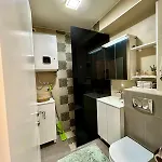 Modern & Comfort Retreat In Apartman *