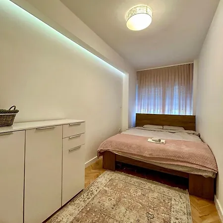 דירה Modern & Comfort Retreat In *